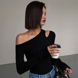 Women's Black Sexy One-shoulder Crossbody Bottoming Shirt