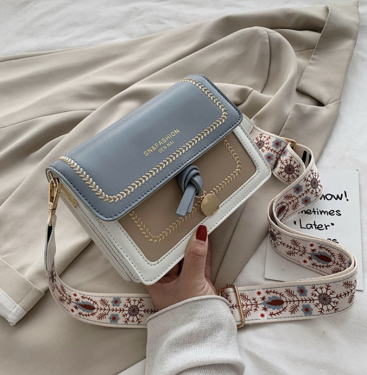 The New Fashion Hit Color Crossbody Small Square Bag